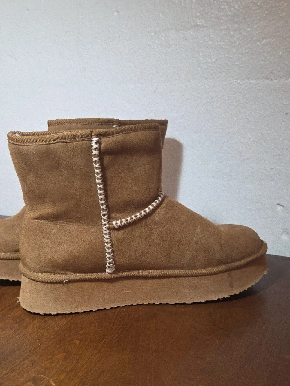 Arizona Jean Company Women's Chestnut Faux Suede Shearling Boots 11 M Platform